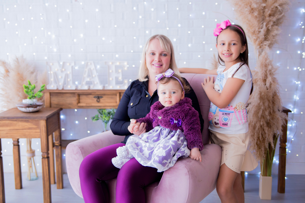 acompanhamento mensal de bebe caxias do sul figurino cenario tematico  personagem foto infantil serra gaucha fotografia familia mundo azul rosa ensaio fotografico crianca newborn baby menino menina smash the cake esmague o bolo banheira urso circo