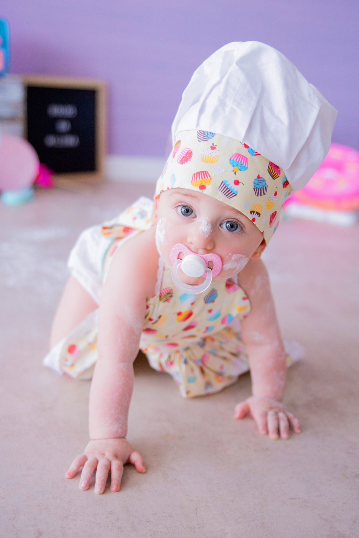 acompanhamento mensal de bebe caxias do sul figurino cenario tematico  personagem foto infantil serra gaucha fotografia familia mundo azul rosa ensaio fotografico crianca newborn baby menino menina smash the cake esmague o bolo banheira urso circo