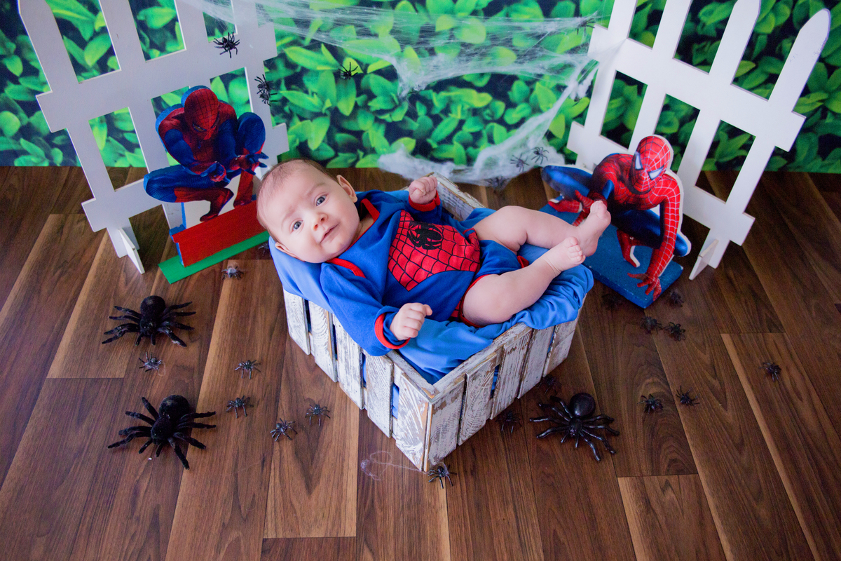 acompanhamento mensal de bebe caxias do sul figurino cenario tematico  personagem foto infantil serra gaucha fotografia familia mundo azul rosa ensaio fotografico crianca newborn baby menino menina smash the cake esmague o bolo banheira urso circo