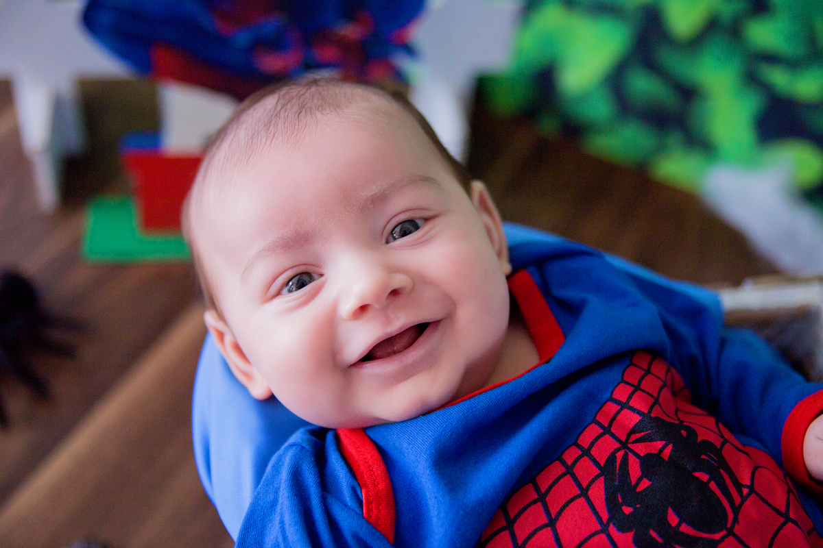 acompanhamento mensal de bebe caxias do sul figurino cenario tematico  personagem foto infantil serra gaucha fotografia familia mundo azul rosa ensaio fotografico crianca newborn baby menino menina smash the cake esmague o bolo banheira urso circo