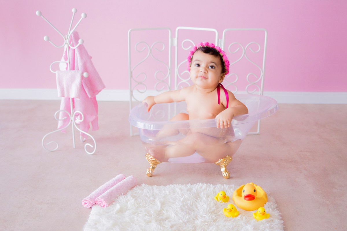 acompanhamento mensal de bebe caxias do sul figurino cenario tematico  personagem foto infantil serra gaucha fotografia familia mundo azul rosa ensaio fotografico crianca newborn baby menino menina smash the cake esmague o bolo banheira urso circo