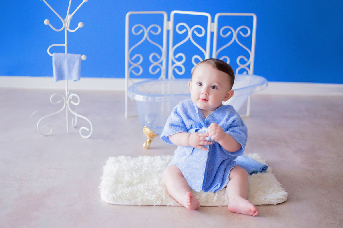 acompanhamento mensal de bebe caxias do sul figurino cenario tematico  personagem foto infantil serra gaucha fotografia familia mundo azul rosa ensaio fotografico crianca newborn baby menino menina smash the cake esmague o bolo banheira urso circo