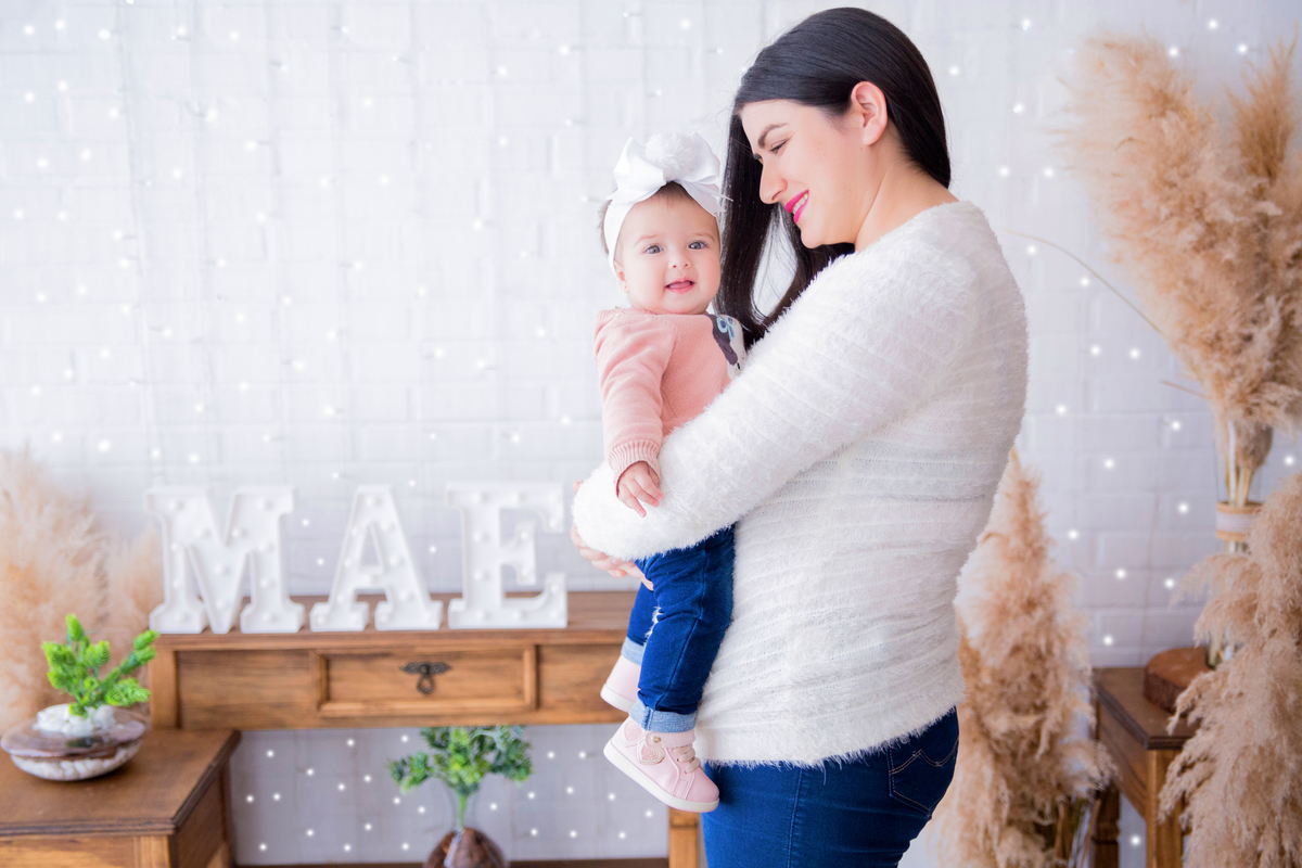 acompanhamento mensal de bebe caxias do sul figurino cenario tematico  personagem foto infantil serra gaucha fotografia familia mundo azul rosa ensaio fotografico crianca newborn baby menino menina smash the cake esmague o bolo banheira urso circo