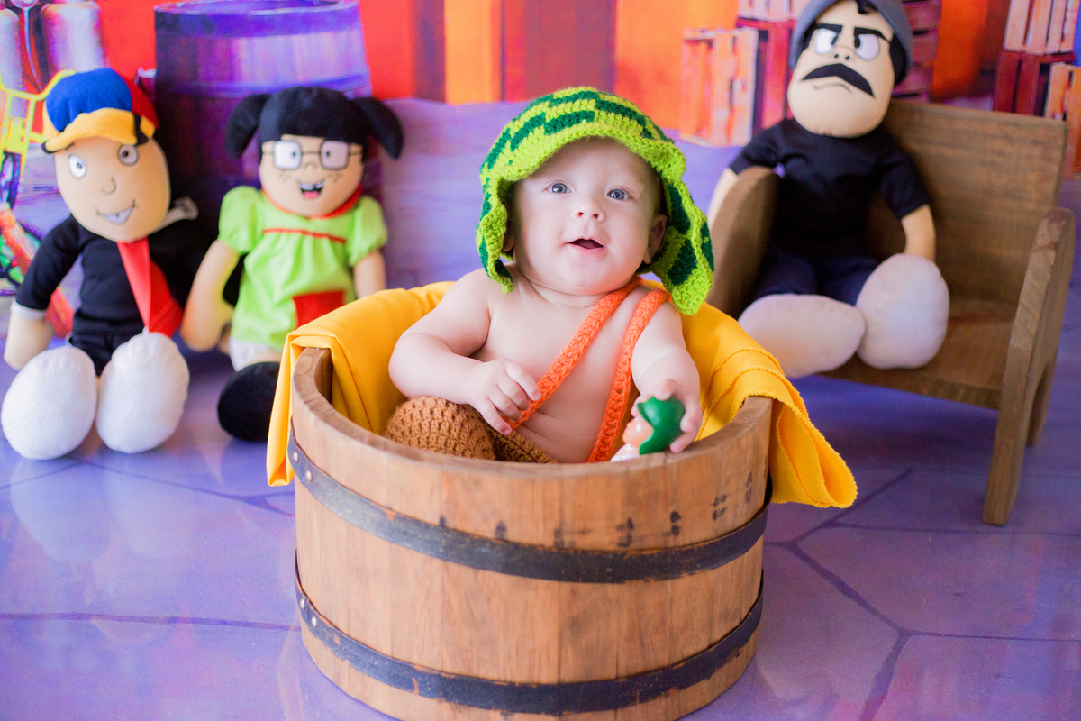 acompanhamento mensal de bebe caxias do sul figurino cenario tematico  personagem foto infantil serra gaucha fotografia familia mundo azul rosa ensaio fotografico crianca newborn baby menino menina smash the cake esmague o bolo banheira urso circo