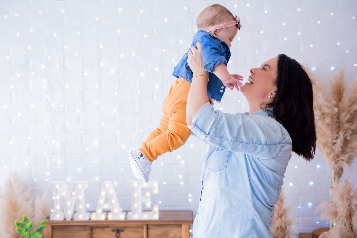 acompanhamento mensal de bebe caxias do sul figurino cenario tematico  personagem foto infantil serra gaucha fotografia familia mundo azul rosa ensaio fotografico crianca newborn baby menino menina smash the cake esmague o bolo banheira urso circo