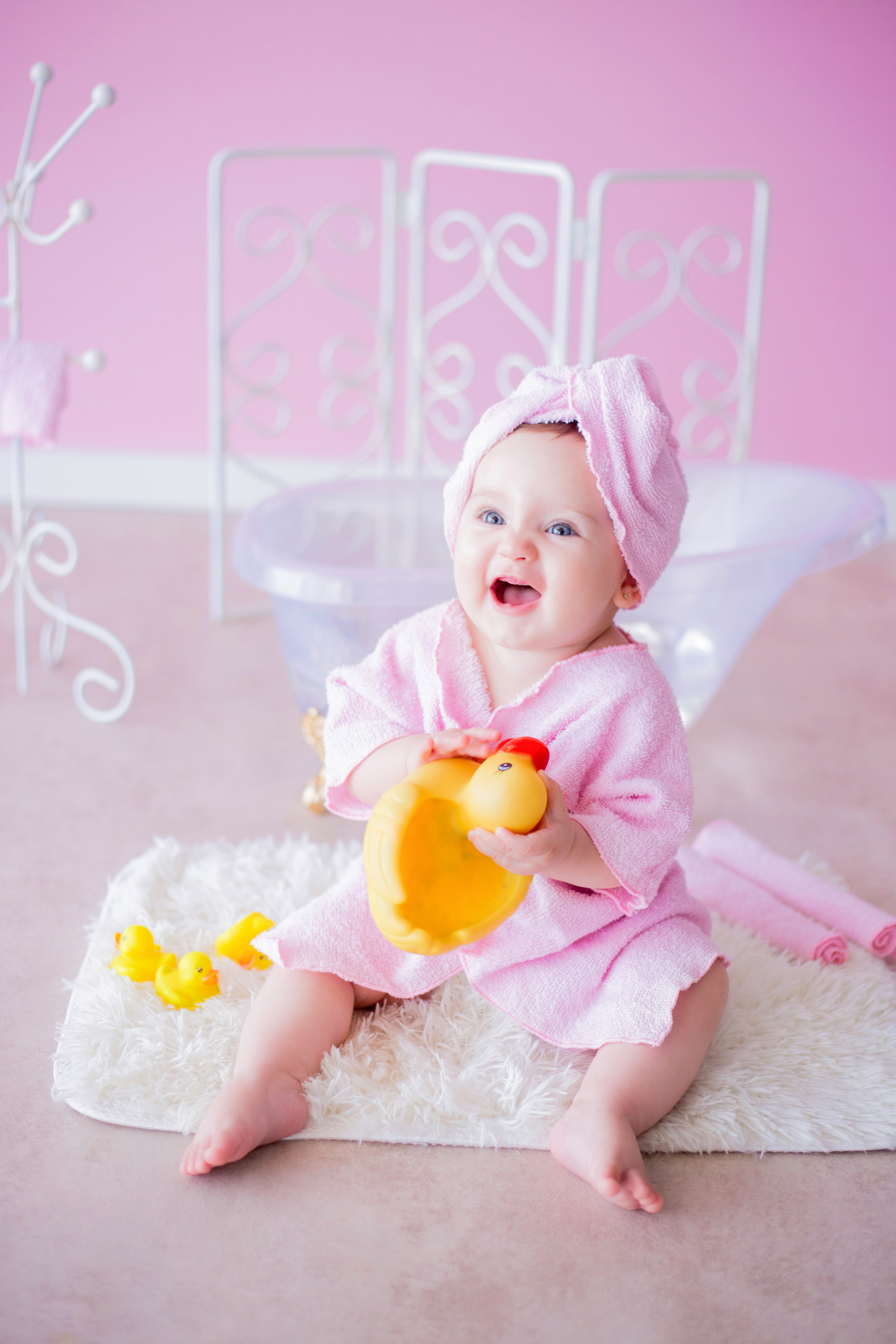 acompanhamento mensal de bebe caxias do sul figurino cenario tematico  personagem foto infantil serra gaucha fotografia familia mundo azul rosa ensaio fotografico crianca newborn baby menino menina smash the cake esmague o bolo banheira urso circo