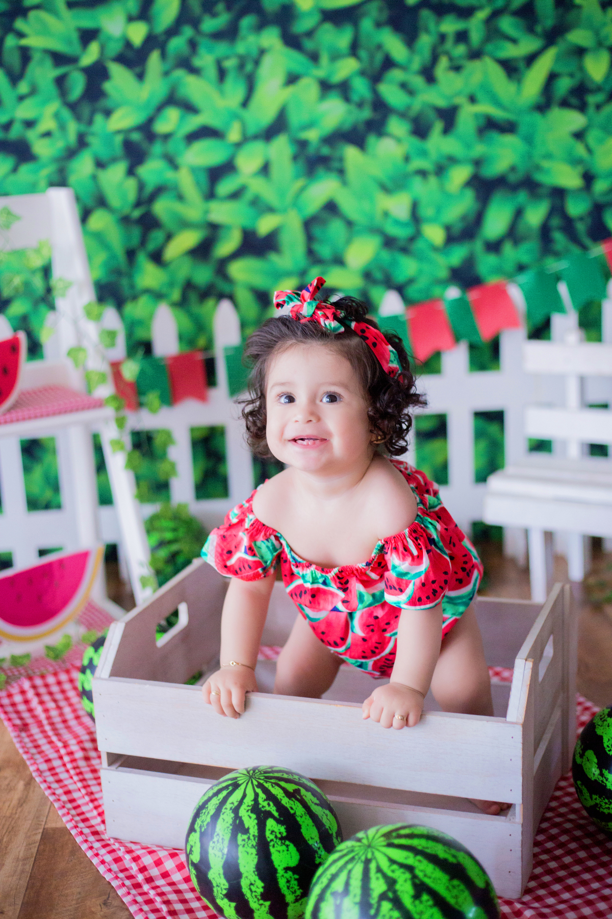 acompanhamento mensal de bebe caxias do sul figurino cenario tematico  personagem foto infantil serra gaucha fotografia familia mundo azul rosa ensaio fotografico crianca newborn baby menino menina smash the cake esmague o bolo banheira urso circo