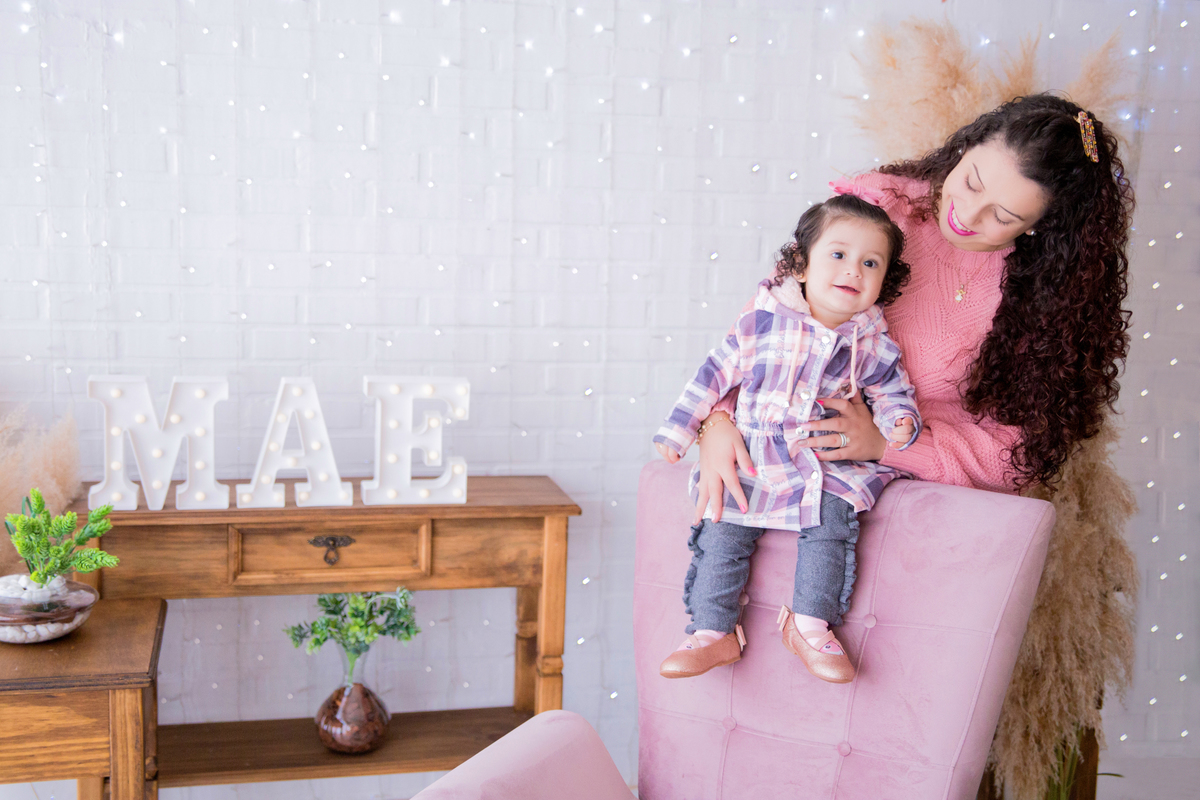 acompanhamento mensal de bebe caxias do sul figurino cenario tematico  personagem foto infantil serra gaucha fotografia familia mundo azul rosa ensaio fotografico crianca newborn baby menino menina smash the cake esmague o bolo banheira urso circo