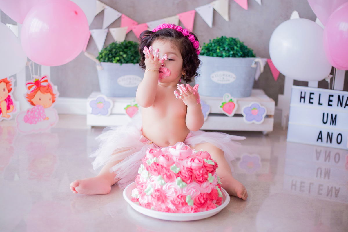 acompanhamento mensal de bebe caxias do sul figurino cenario tematico  personagem foto infantil serra gaucha fotografia familia mundo azul rosa ensaio fotografico crianca newborn baby menino menina smash the cake esmague o bolo banheira urso circo