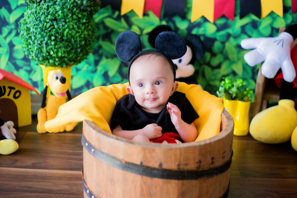 acompanhamento mensal de bebe caxias do sul figurino cenario tematico  personagem foto infantil serra gaucha fotografia familia mundo azul rosa ensaio fotografico crianca newborn baby menino menina smash the cake esmague o bolo banheira urso circo