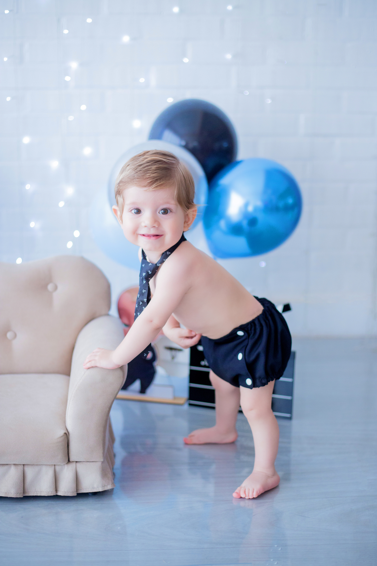 acompanhamento mensal de bebe caxias do sul figurino cenario tematico  personagem foto infantil serra gaucha fotografia familia mundo azul rosa ensaio fotografico crianca newborn baby menino menina smash the cake esmague o bolo banheira urso circo