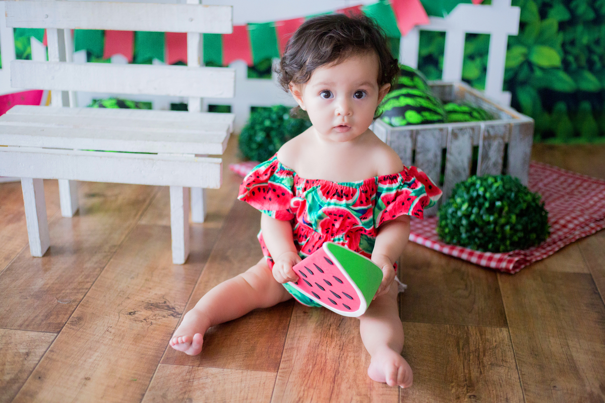 acompanhamento mensal de bebe caxias do sul figurino cenario tematico  personagem foto infantil serra gaucha fotografia familia mundo azul rosa ensaio fotografico crianca newborn baby menino menina smash the cake esmague o bolo banheira urso circo