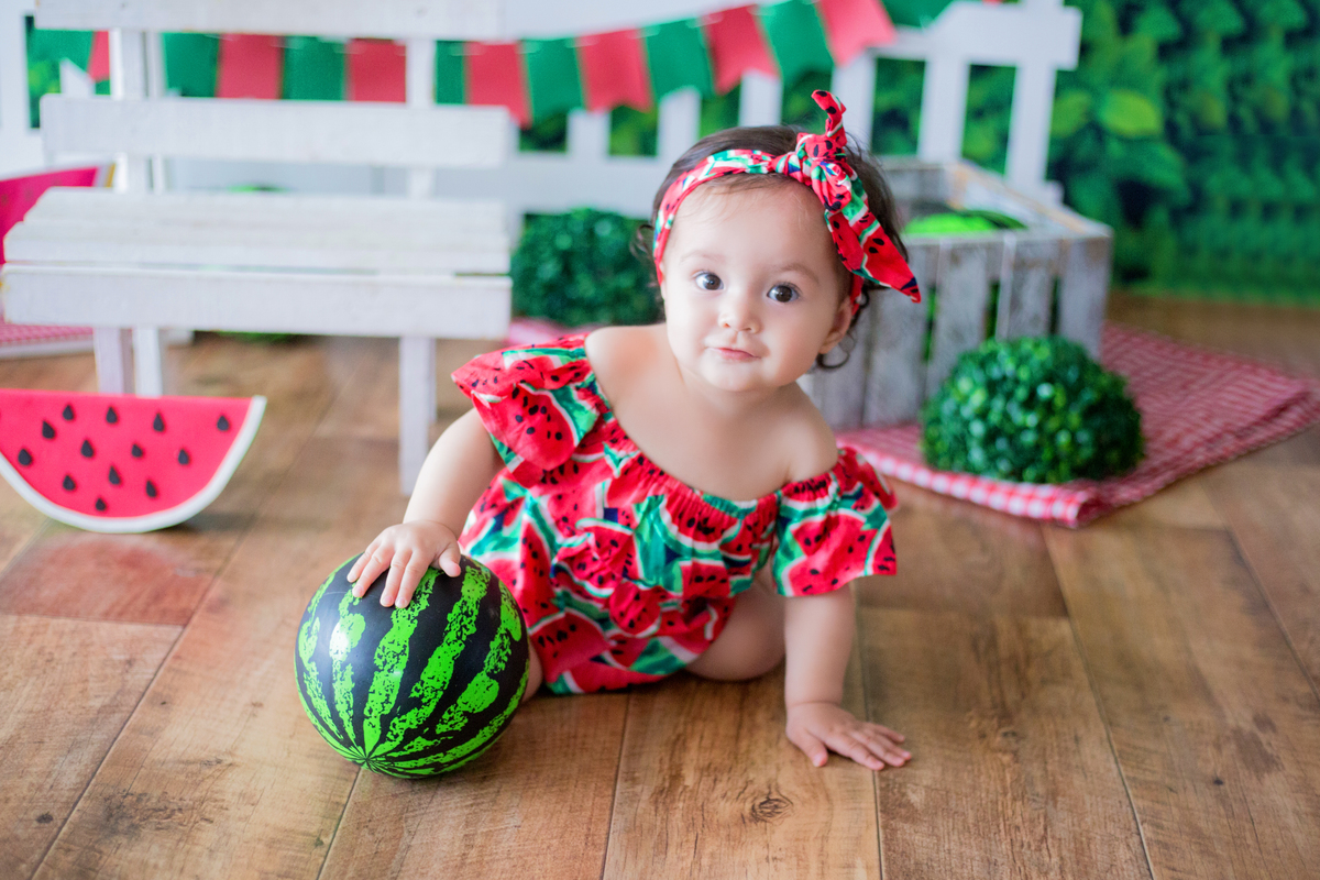 acompanhamento mensal de bebe caxias do sul figurino cenario tematico  personagem foto infantil serra gaucha fotografia familia mundo azul rosa ensaio fotografico crianca newborn baby menino menina smash the cake esmague o bolo banheira urso circo