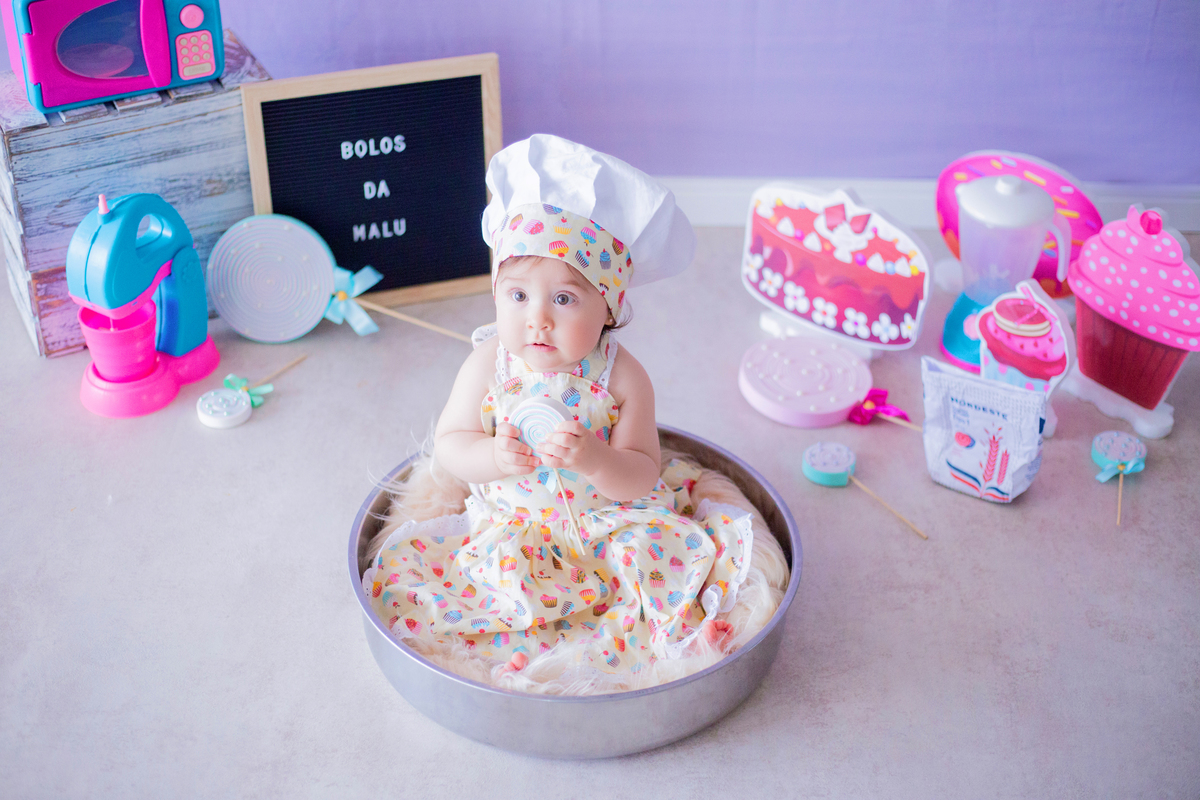 acompanhamento mensal de bebe caxias do sul figurino cenario tematico  personagem foto infantil serra gaucha fotografia familia mundo azul rosa ensaio fotografico crianca newborn baby menino menina smash the cake esmague o bolo banheira urso circo