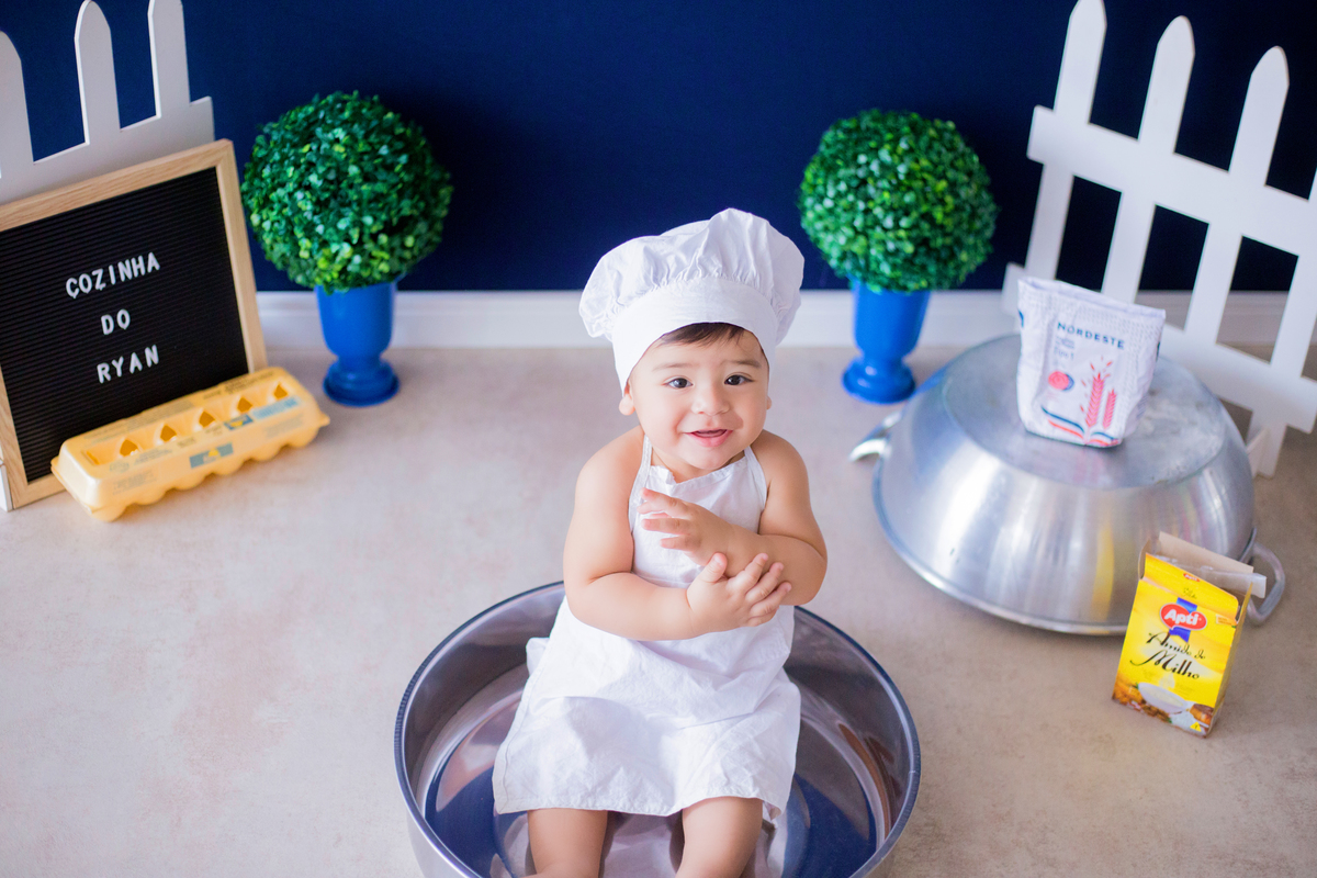 acompanhamento mensal de bebe caxias do sul figurino cenario tematico  personagem foto infantil serra gaucha fotografia familia mundo azul rosa ensaio fotografico crianca newborn baby menino menina smash the cake esmague o bolo banheira urso circo