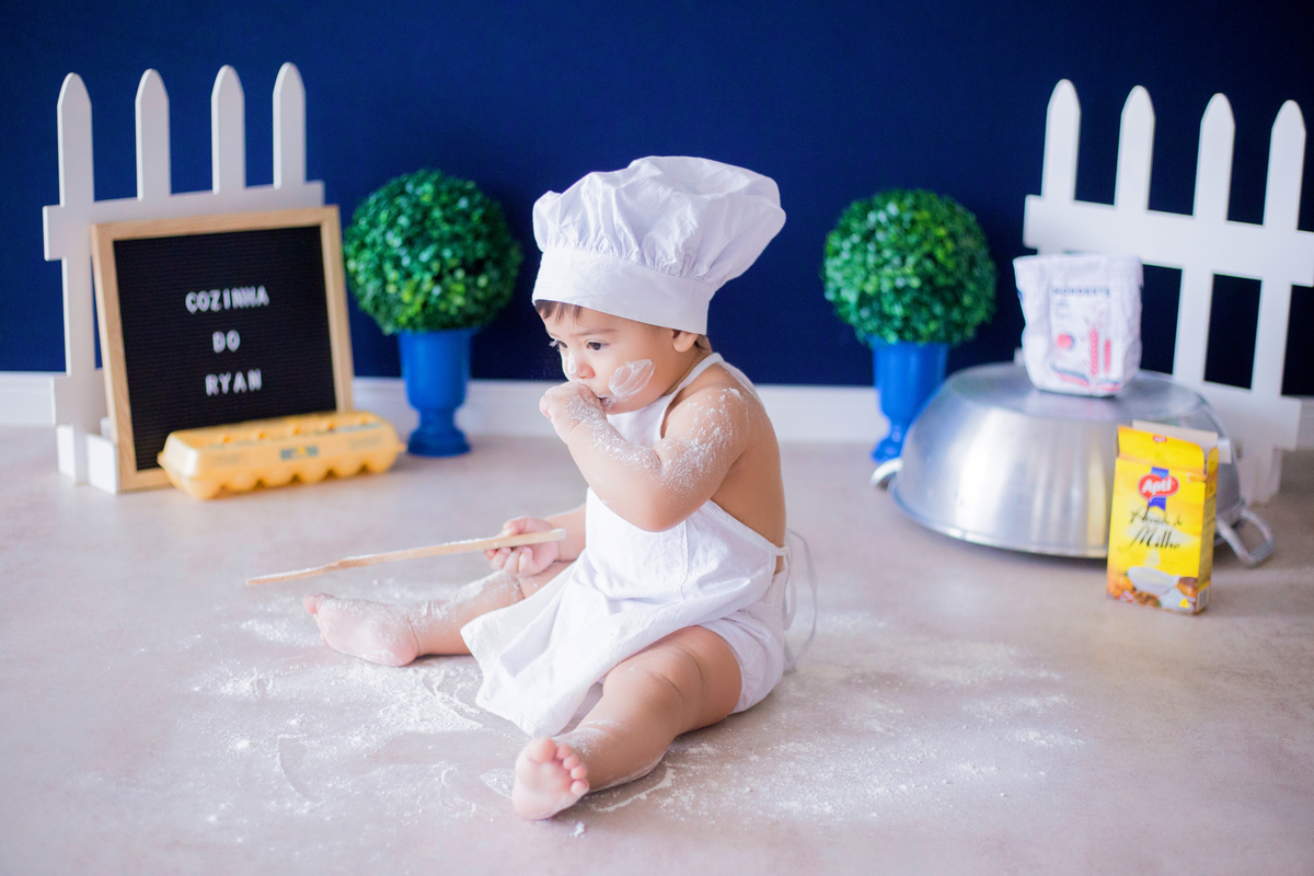 acompanhamento mensal de bebe caxias do sul figurino cenario tematico  personagem foto infantil serra gaucha fotografia familia mundo azul rosa ensaio fotografico crianca newborn baby menino menina smash the cake esmague o bolo banheira urso circo