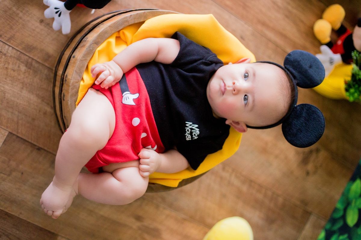 acompanhamento mensal de bebe caxias do sul figurino cenario tematico  personagem foto infantil serra gaucha fotografia familia mundo azul rosa ensaio fotografico crianca newborn baby menino menina smash the cake esmague o bolo banheira urso circo