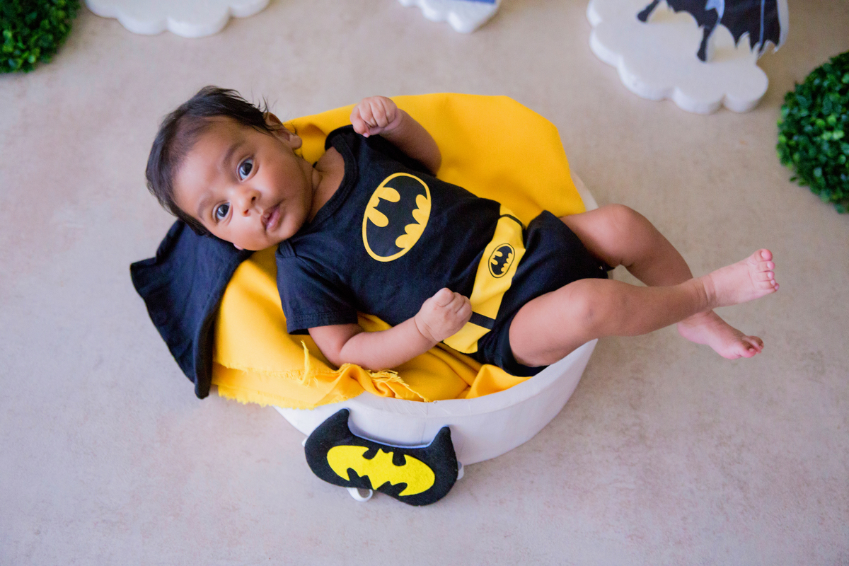 acompanhamento mensal de bebe caxias do sul figurino cenario tematico  personagem foto infantil serra gaucha fotografia familia mundo azul rosa ensaio fotografico crianca newborn baby menino menina smash the cake esmague o bolo banheira urso circo