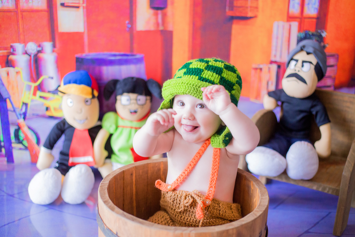 acompanhamento mensal de bebe caxias do sul figurino cenario tematico  personagem foto infantil serra gaucha fotografia familia mundo azul rosa ensaio fotografico crianca newborn baby menino menina smash the cake esmague o bolo banheira urso circo