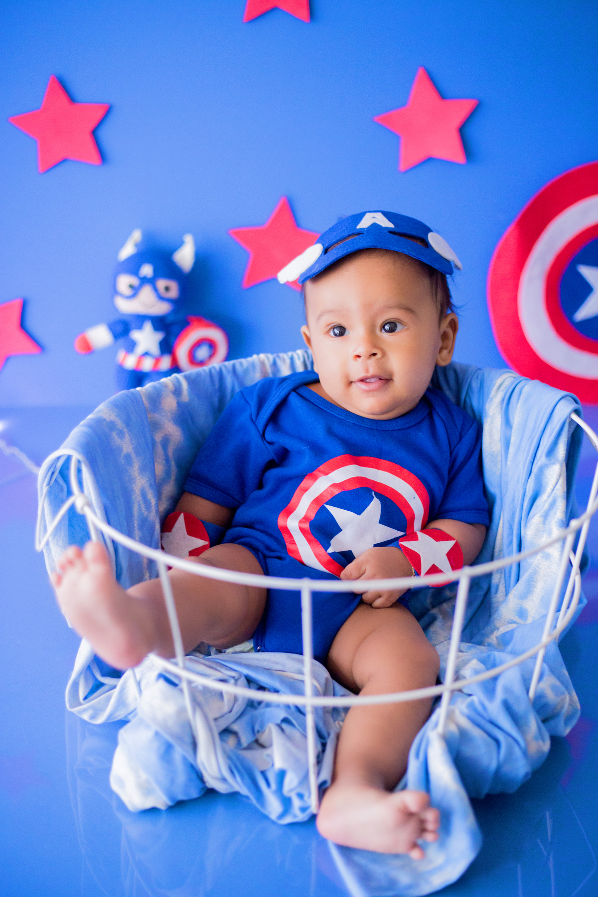 acompanhamento mensal de bebe caxias do sul figurino cenario tematico  personagem foto infantil serra gaucha fotografia familia mundo azul rosa ensaio fotografico crianca newborn baby menino menina smash the cake esmague o bolo banheira urso circo