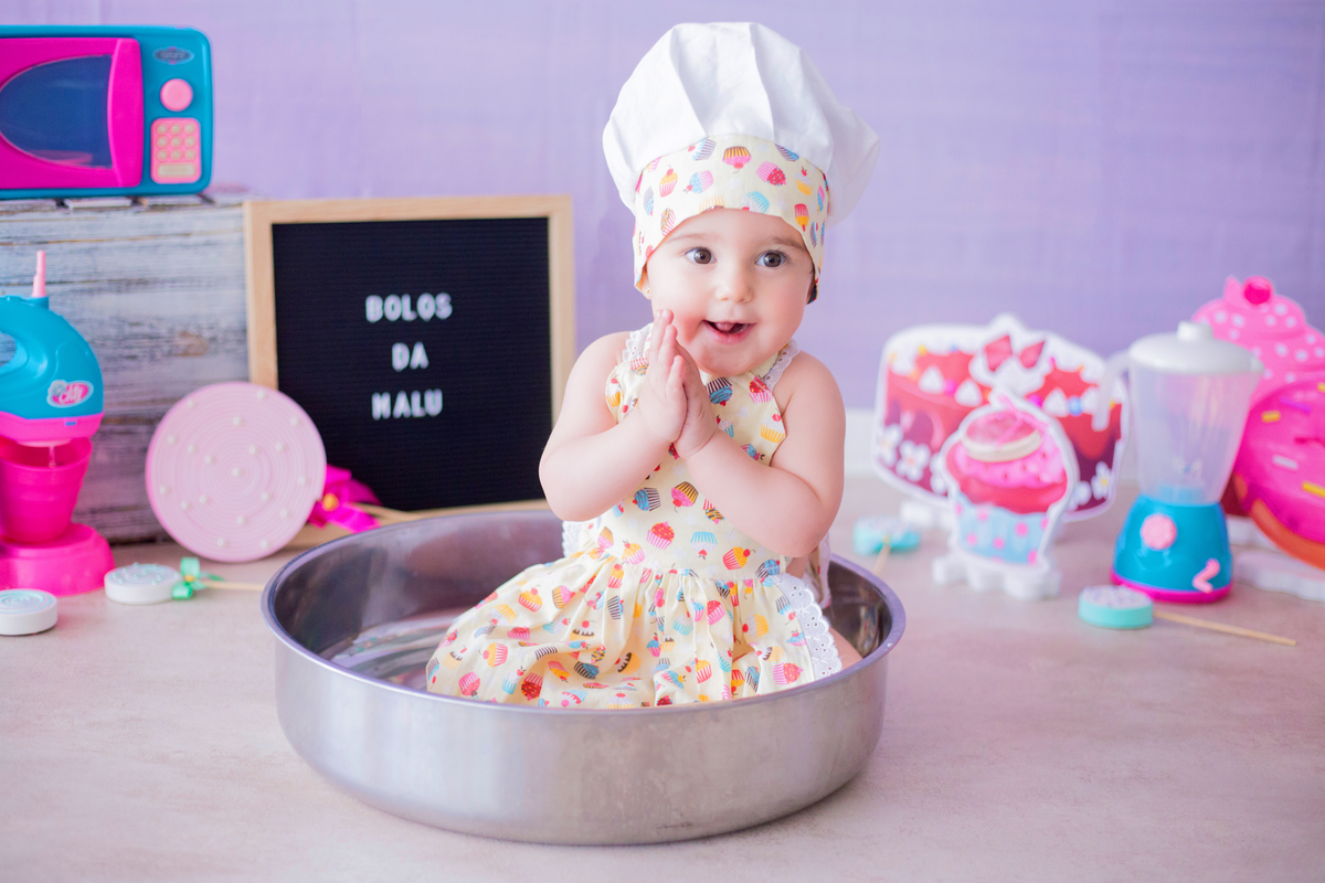 acompanhamento mensal de bebe caxias do sul figurino cenario tematico  personagem foto infantil serra gaucha fotografia familia mundo azul rosa ensaio fotografico crianca newborn baby menino menina smash the cake esmague o bolo banheira urso circo