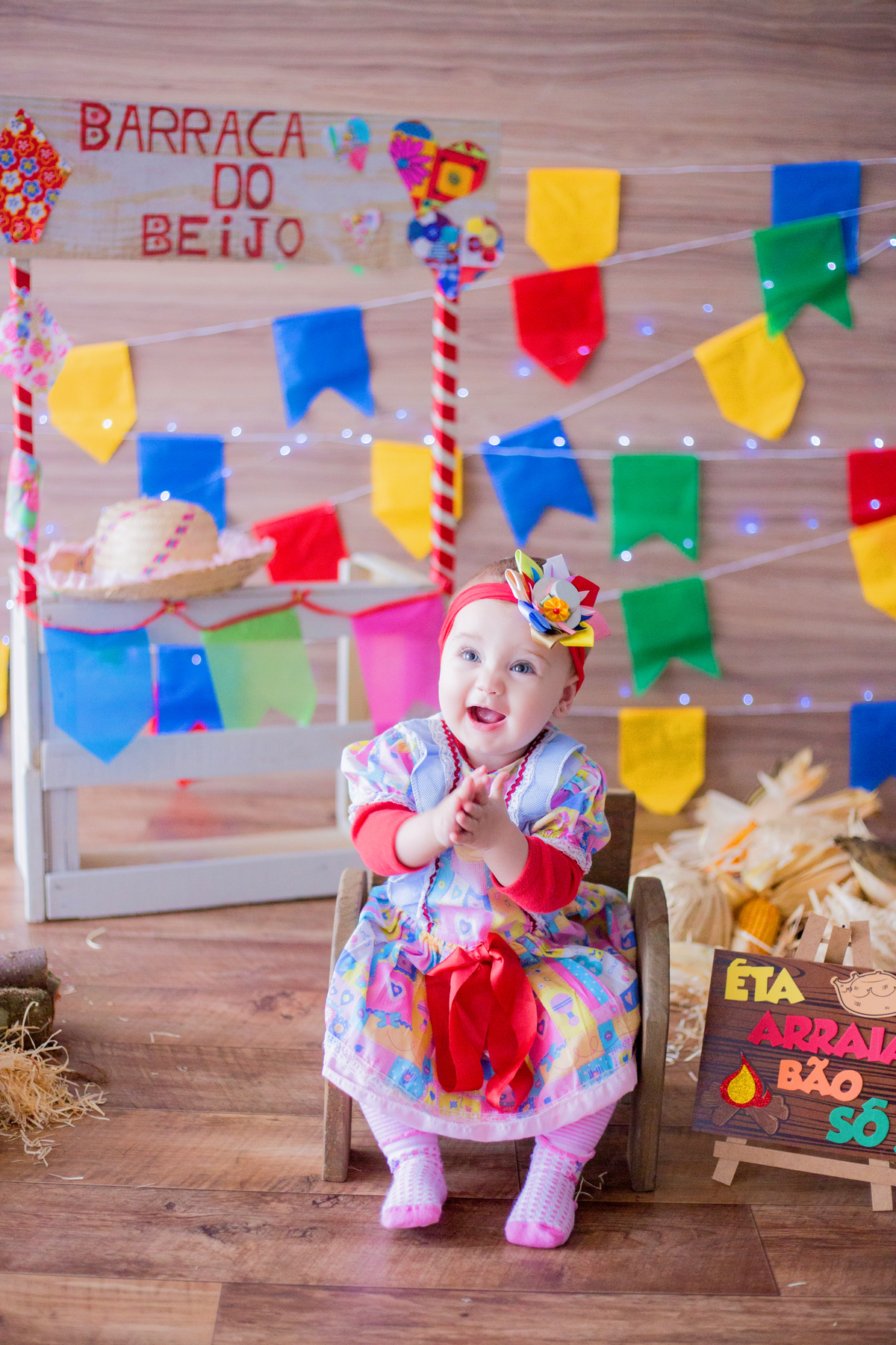 acompanhamento mensal de bebe caxias do sul figurino cenario tematico  personagem foto infantil serra gaucha fotografia familia mundo azul rosa ensaio fotografico crianca newborn baby menino menina smash the cake esmague o bolo banheira urso circo