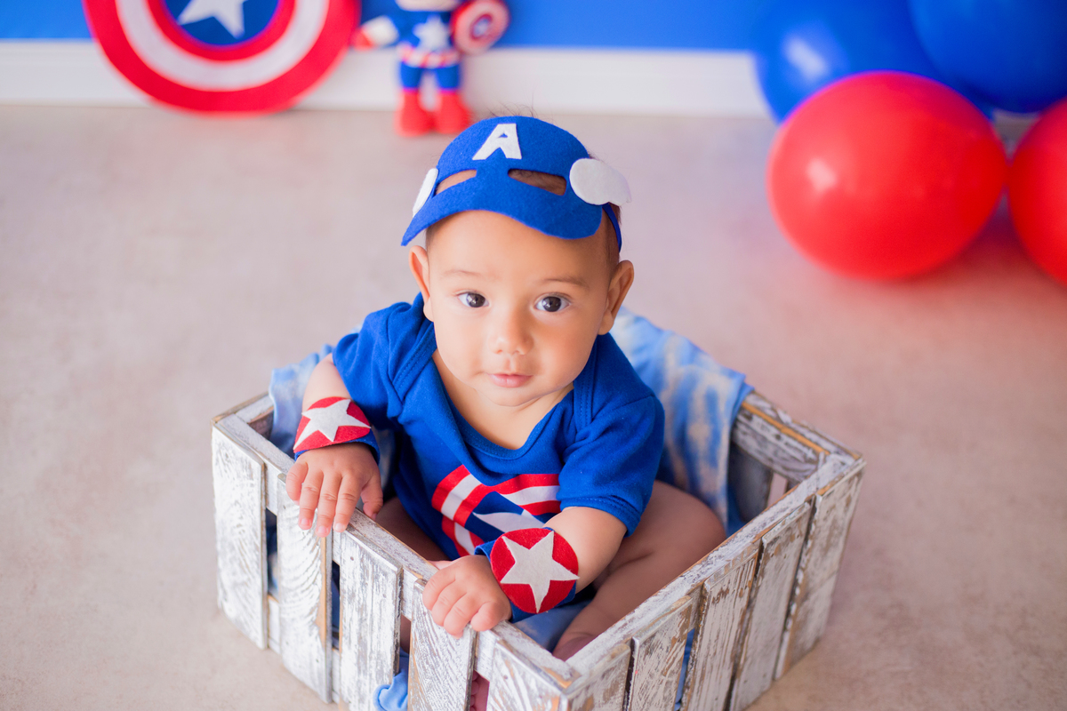 acompanhamento mensal de bebe caxias do sul figurino cenario tematico  personagem foto infantil serra gaucha fotografia familia mundo azul rosa ensaio fotografico crianca newborn baby menino menina smash the cake esmague o bolo banheira urso circo