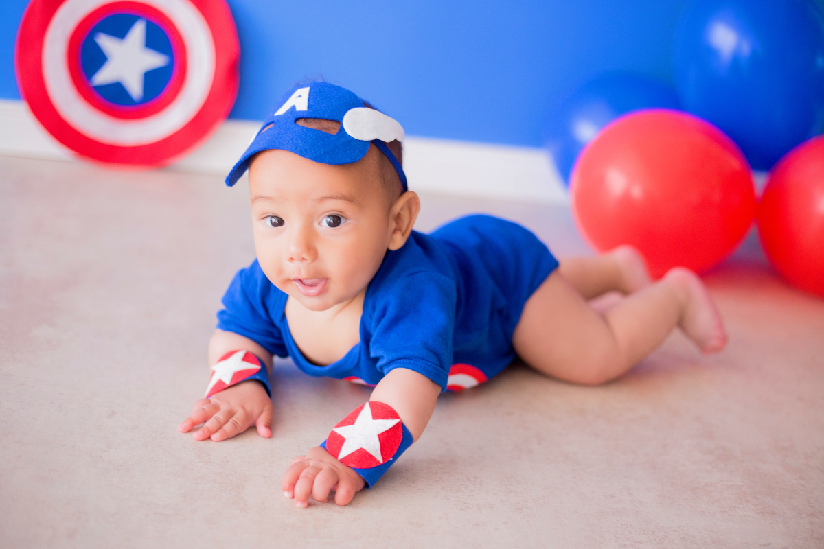 acompanhamento mensal de bebe caxias do sul figurino cenario tematico  personagem foto infantil serra gaucha fotografia familia mundo azul rosa ensaio fotografico crianca newborn baby menino menina smash the cake esmague o bolo banheira urso circo
