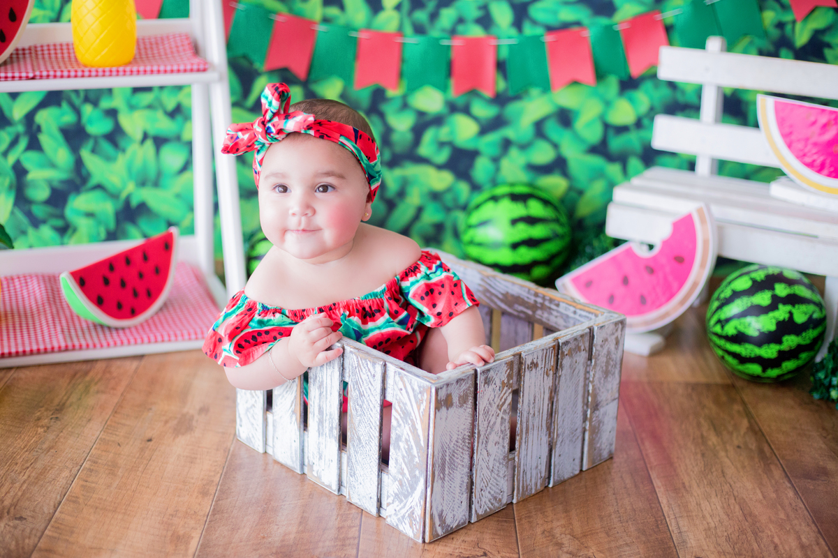 acompanhamento mensal de bebe caxias do sul figurino cenario tematico  personagem foto infantil serra gaucha fotografia familia mundo azul rosa ensaio fotografico crianca newborn baby menino menina smash the cake esmague o bolo banheira urso circo