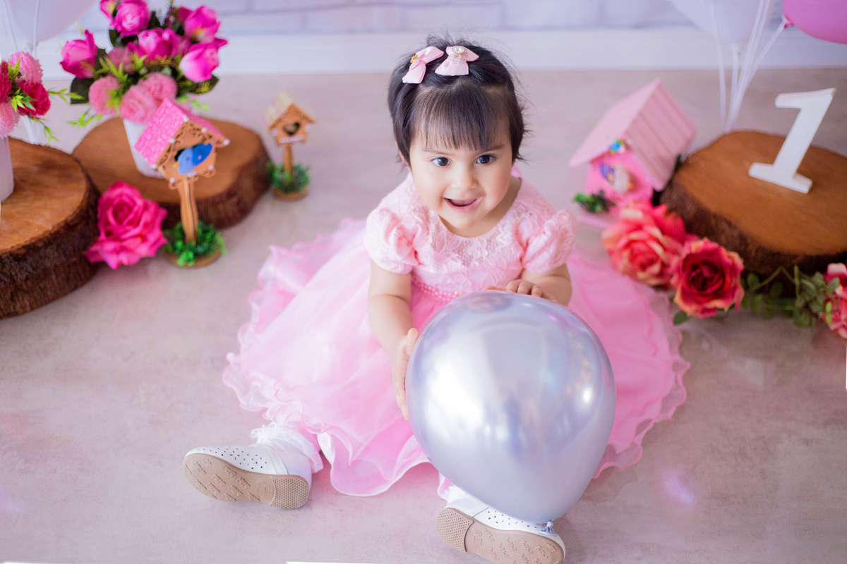 acompanhamento mensal de bebe caxias do sul figurino cenario tematico  personagem foto infantil serra gaucha fotografia familia mundo azul rosa ensaio fotografico crianca newborn baby menino menina smash the cake esmague o bolo banheira urso circo
