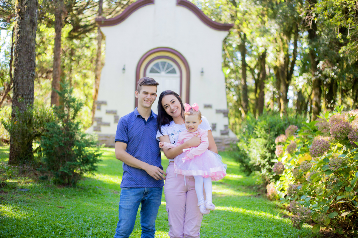 acompanhamento mensal de bebe caxias do sul figurino cenario tematico  personagem foto infantil serra gaucha fotografia familia mundo azul rosa ensaio fotografico crianca newborn baby menino menina smash the cake esmague o bolo banheira urso circo