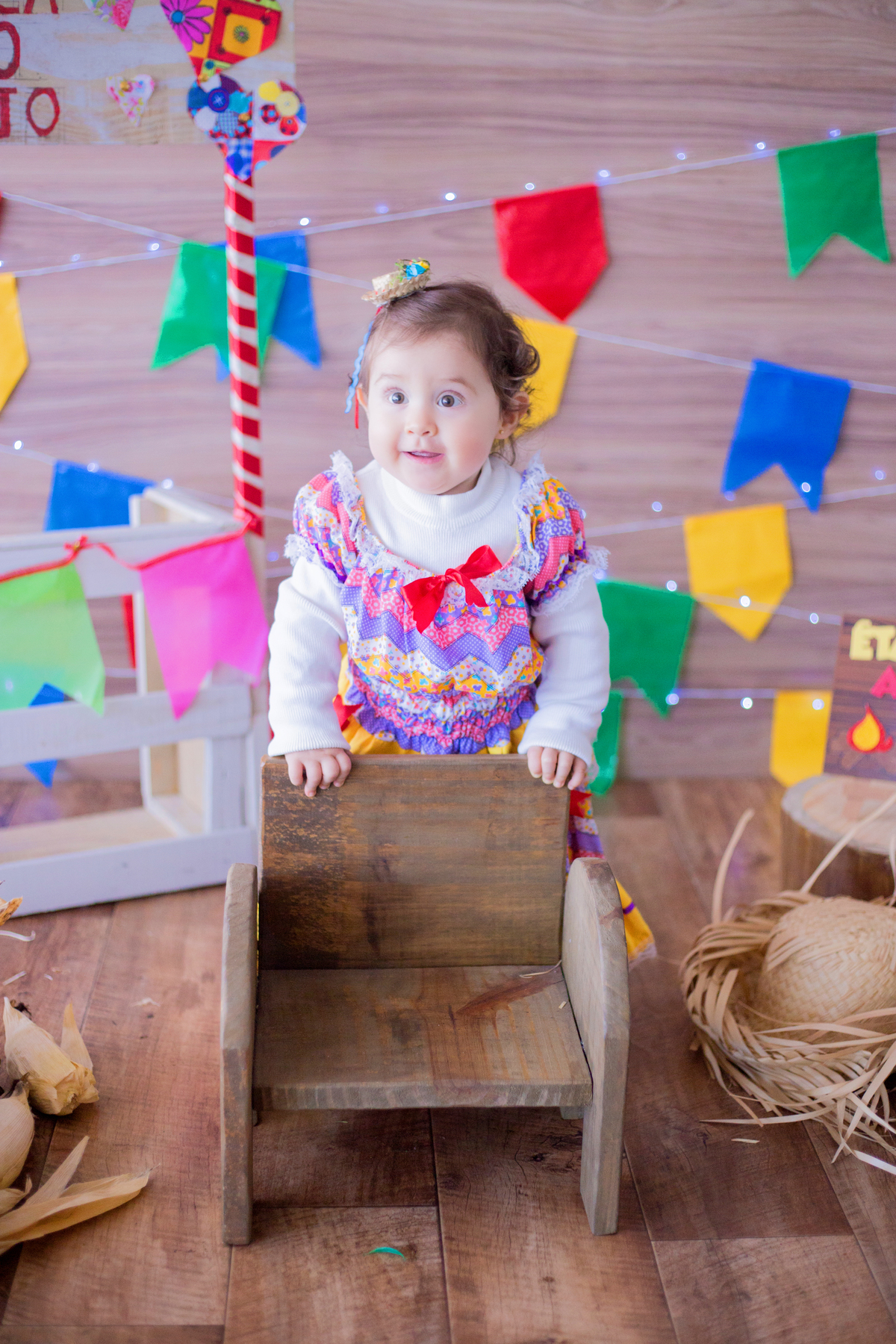 acompanhamento mensal de bebe caxias do sul figurino cenario tematico  personagem foto infantil serra gaucha fotografia familia mundo azul rosa ensaio fotografico crianca newborn baby menino menina smash the cake esmague o bolo banheira urso circo