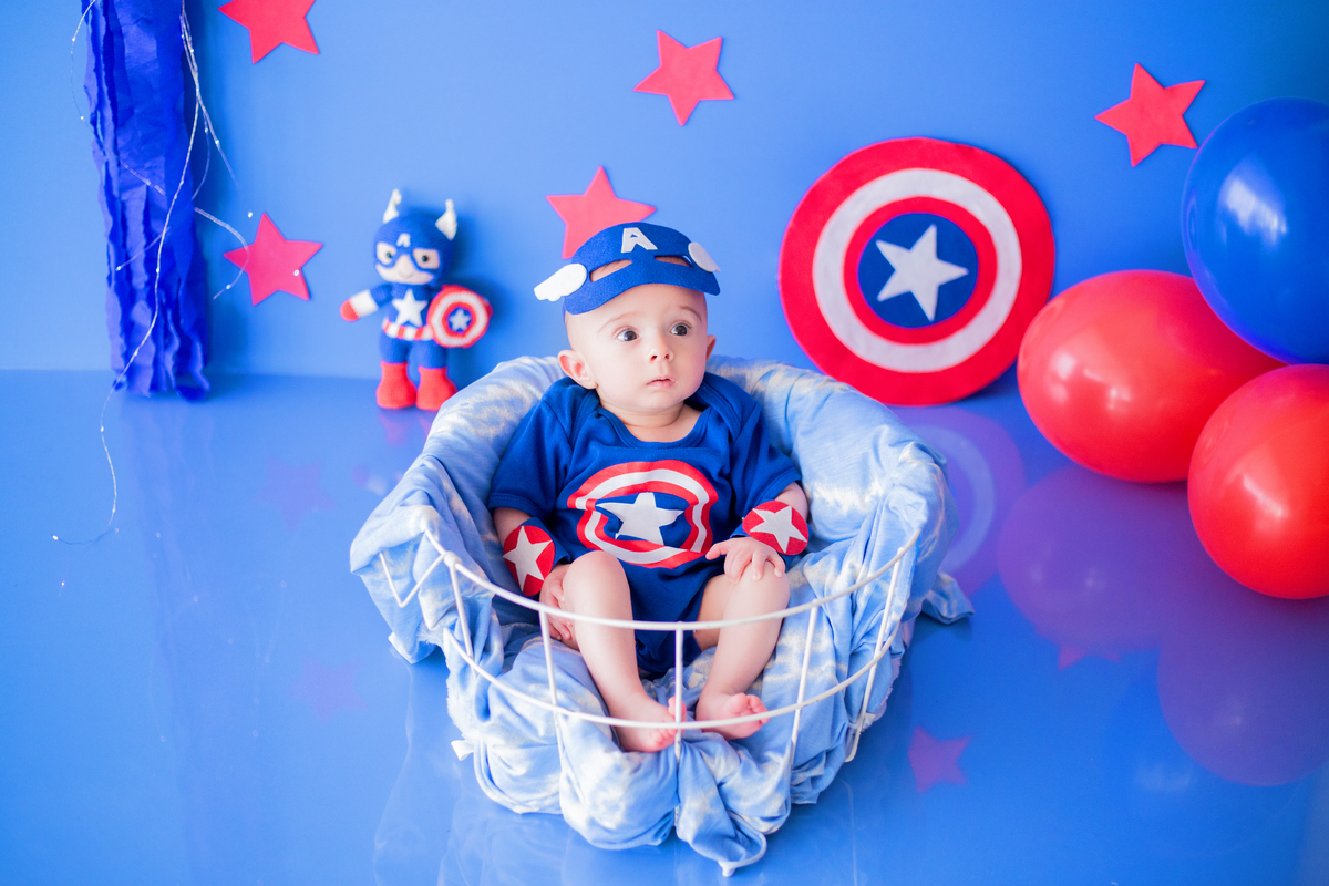 acompanhamento mensal de bebe caxias do sul figurino cenario tematico  personagem foto infantil serra gaucha fotografia familia mundo azul rosa ensaio fotografico crianca newborn baby menino menina smash the cake esmague o bolo banheira urso circo