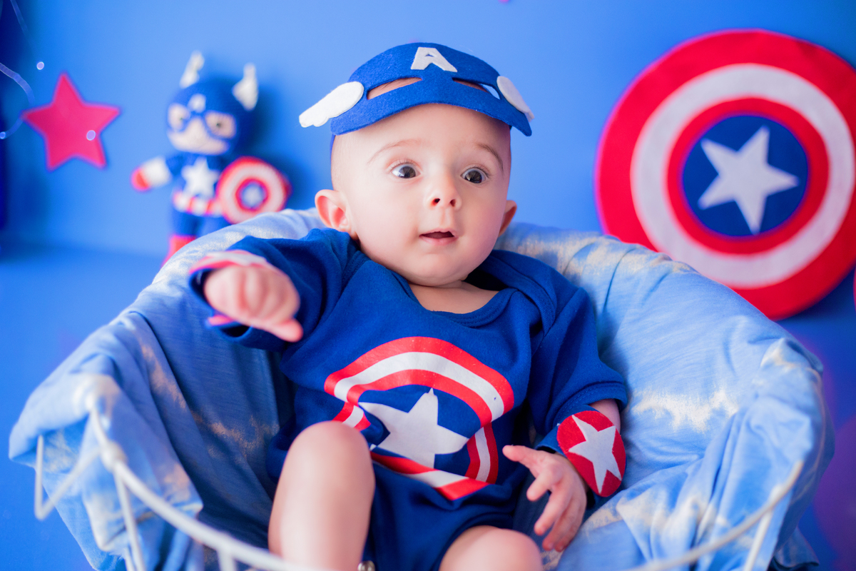 acompanhamento mensal de bebe caxias do sul figurino cenario tematico  personagem foto infantil serra gaucha fotografia familia mundo azul rosa ensaio fotografico crianca newborn baby menino menina smash the cake esmague o bolo banheira urso circo