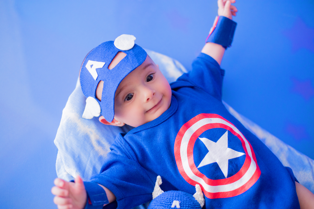 acompanhamento mensal de bebe caxias do sul figurino cenario tematico  personagem foto infantil serra gaucha fotografia familia mundo azul rosa ensaio fotografico crianca newborn baby menino menina smash the cake esmague o bolo banheira urso circo