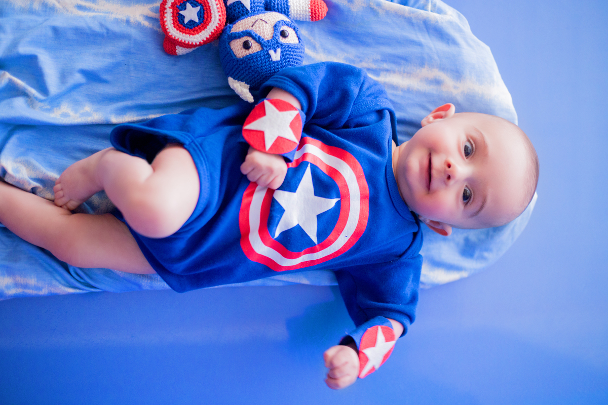 acompanhamento mensal de bebe caxias do sul figurino cenario tematico  personagem foto infantil serra gaucha fotografia familia mundo azul rosa ensaio fotografico crianca newborn baby menino menina smash the cake esmague o bolo banheira urso circo