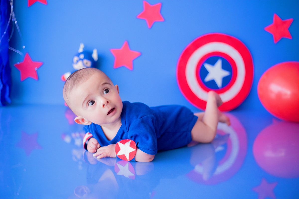 acompanhamento mensal de bebe caxias do sul figurino cenario tematico  personagem foto infantil serra gaucha fotografia familia mundo azul rosa ensaio fotografico crianca newborn baby menino menina smash the cake esmague o bolo banheira urso circo