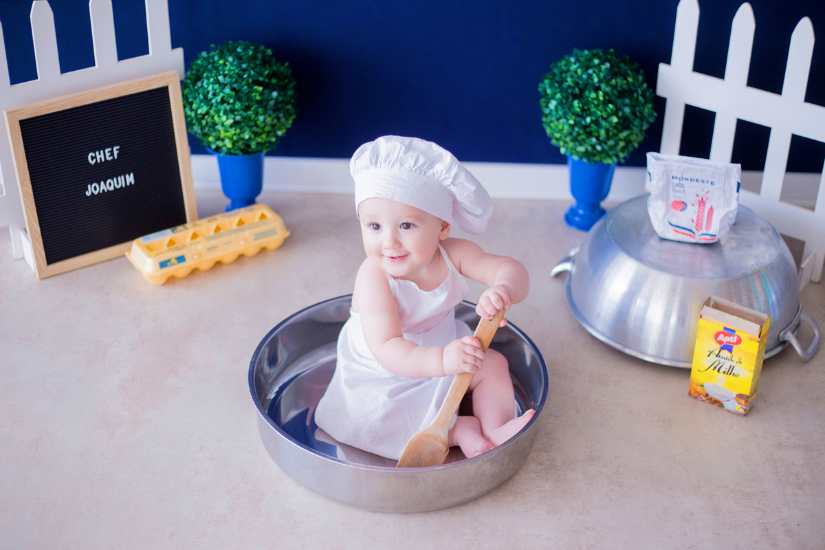 acompanhamento mensal de bebe caxias do sul figurino cenario tematico  personagem foto infantil serra gaucha fotografia familia mundo azul rosa ensaio fotografico crianca newborn baby menino menina smash the cake esmague o bolo banheira urso circo