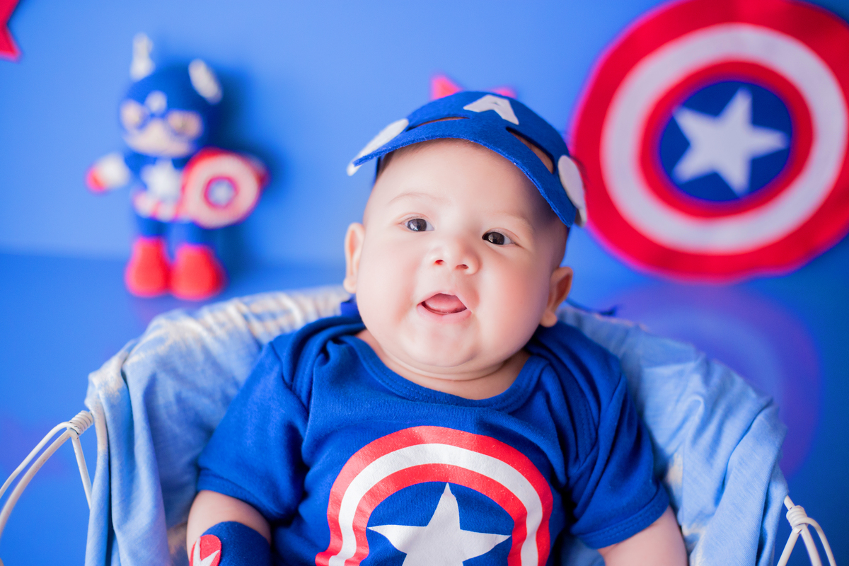 acompanhamento mensal de bebe caxias do sul figurino cenario tematico  personagem foto infantil serra gaucha fotografia familia mundo azul rosa ensaio fotografico crianca newborn baby menino menina smash the cake esmague o bolo banheira urso circo
