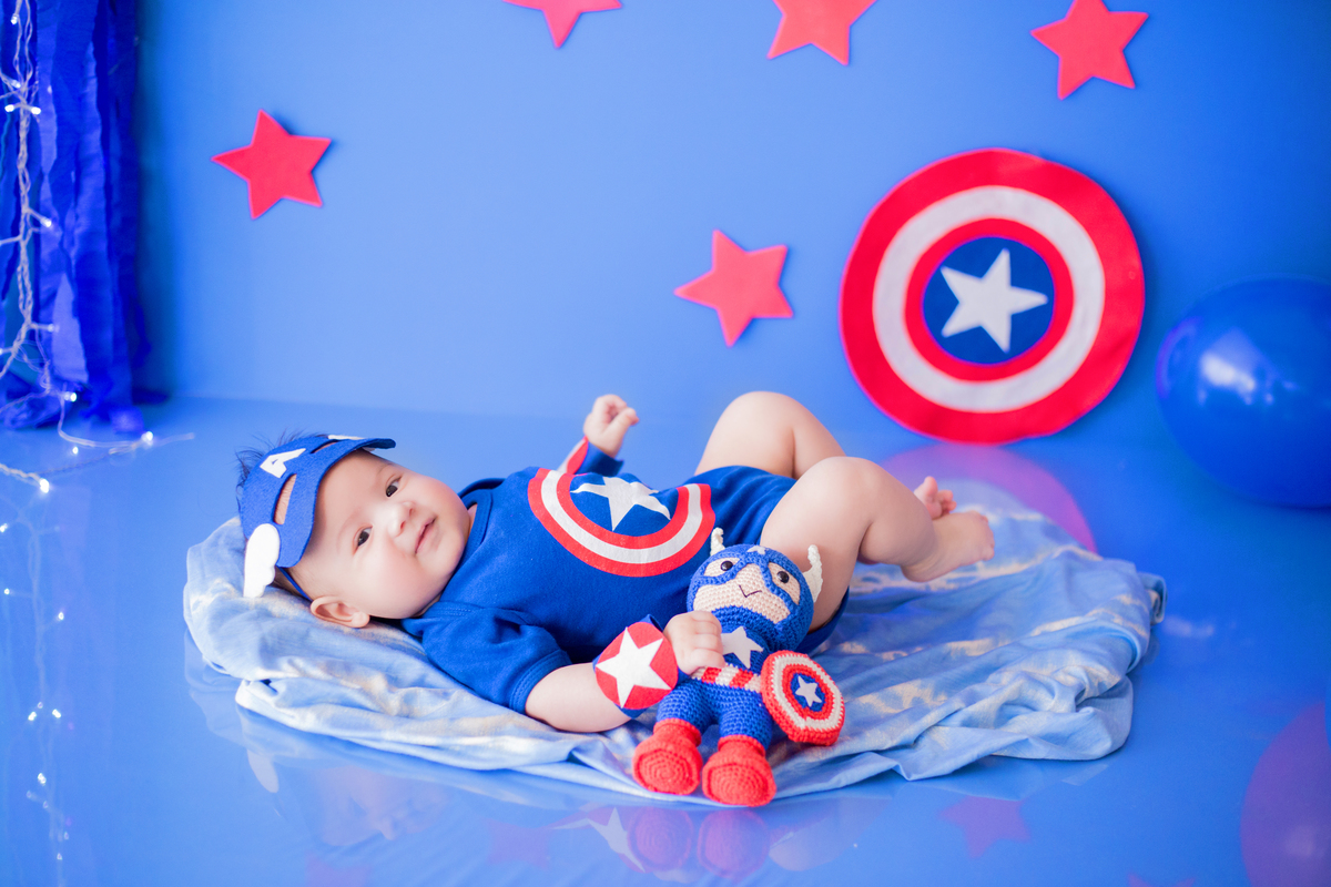 acompanhamento mensal de bebe caxias do sul figurino cenario tematico  personagem foto infantil serra gaucha fotografia familia mundo azul rosa ensaio fotografico crianca newborn baby menino menina smash the cake esmague o bolo banheira urso circo