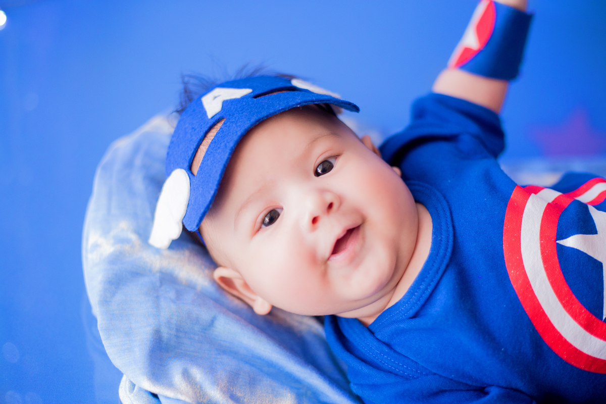 acompanhamento mensal de bebe caxias do sul figurino cenario tematico  personagem foto infantil serra gaucha fotografia familia mundo azul rosa ensaio fotografico crianca newborn baby menino menina smash the cake esmague o bolo banheira urso circo