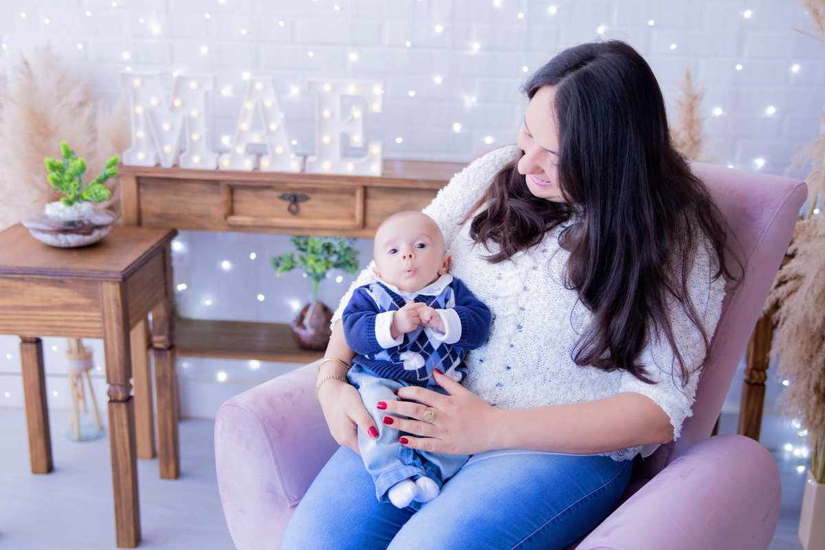 acompanhamento mensal de bebe caxias do sul figurino cenario tematico  personagem foto infantil serra gaucha fotografia familia mundo azul rosa ensaio fotografico crianca newborn baby menino menina smash the cake esmague o bolo banheira urso circo