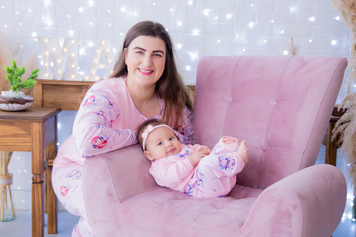 acompanhamento mensal de bebe caxias do sul figurino cenario tematico  personagem foto infantil serra gaucha fotografia familia mundo azul rosa ensaio fotografico crianca newborn baby menino menina smash the cake esmague o bolo banheira urso circo