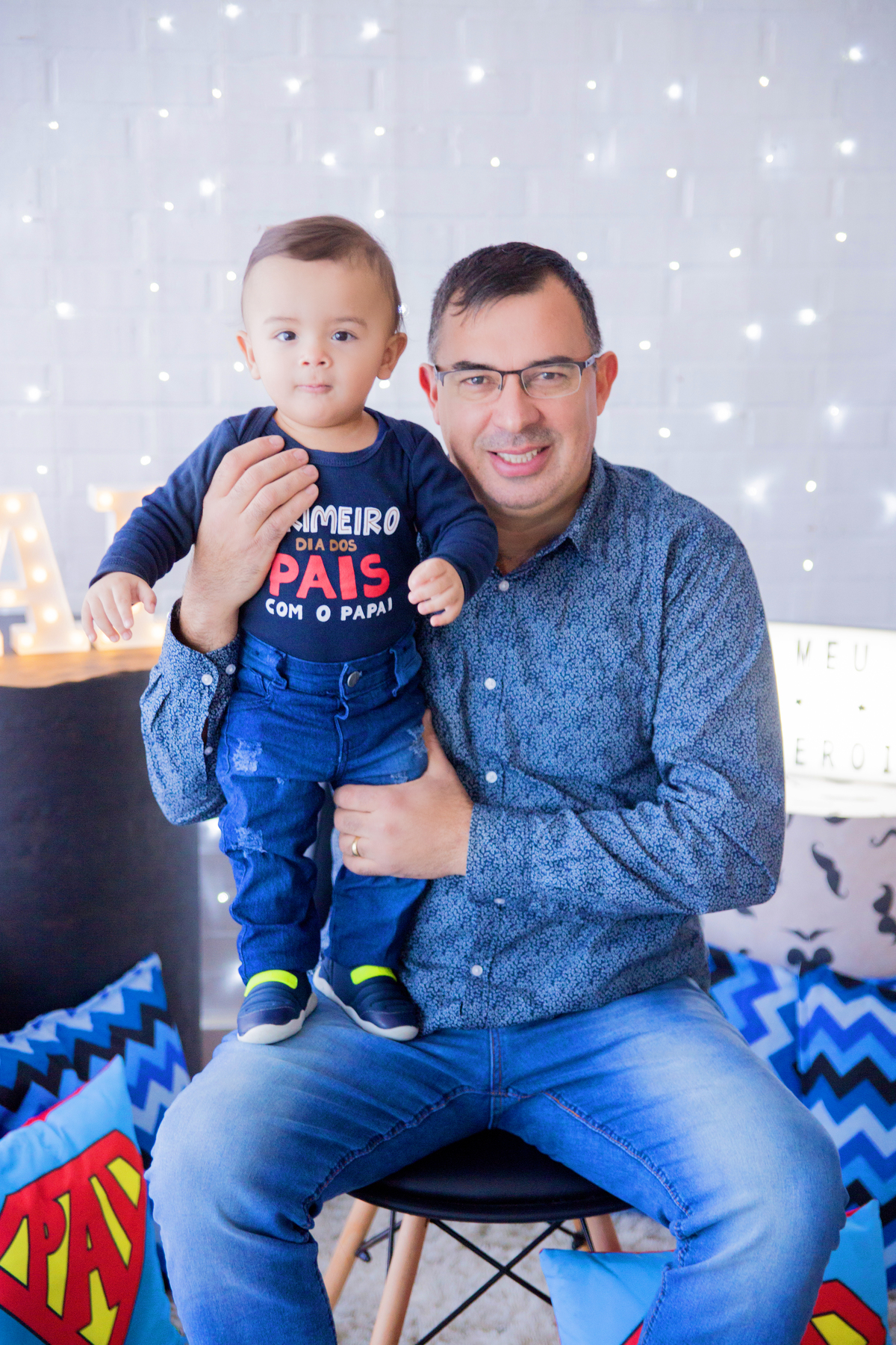 acompanhamento mensal de bebe caxias do sul figurino cenario tematico  personagem foto infantil serra gaucha fotografia familia mundo azul rosa ensaio fotografico crianca newborn baby menino menina smash the cake esmague o bolo banheira urso circo