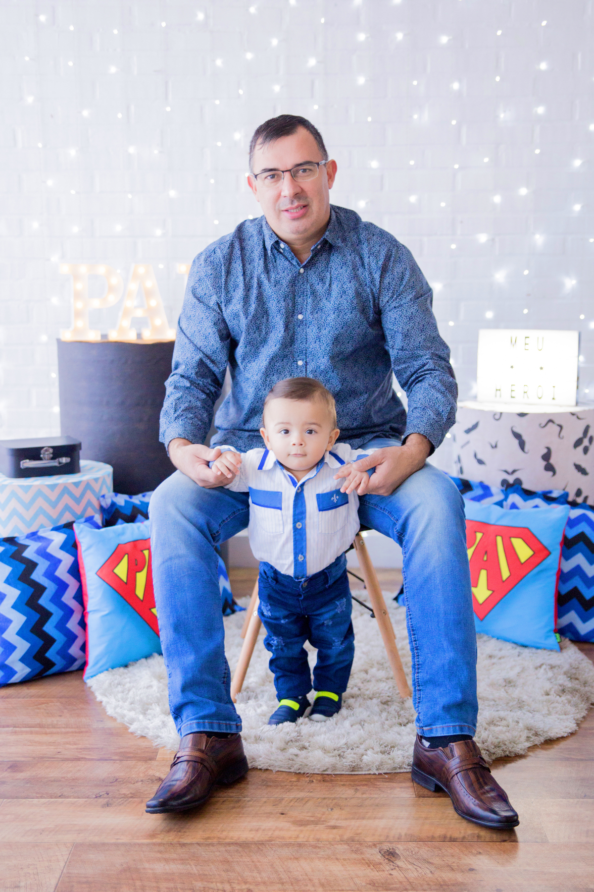 acompanhamento mensal de bebe caxias do sul figurino cenario tematico  personagem foto infantil serra gaucha fotografia familia mundo azul rosa ensaio fotografico crianca newborn baby menino menina smash the cake esmague o bolo banheira urso circo