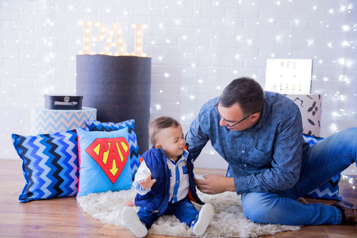 acompanhamento mensal de bebe caxias do sul figurino cenario tematico  personagem foto infantil serra gaucha fotografia familia mundo azul rosa ensaio fotografico crianca newborn baby menino menina smash the cake esmague o bolo banheira urso circo
