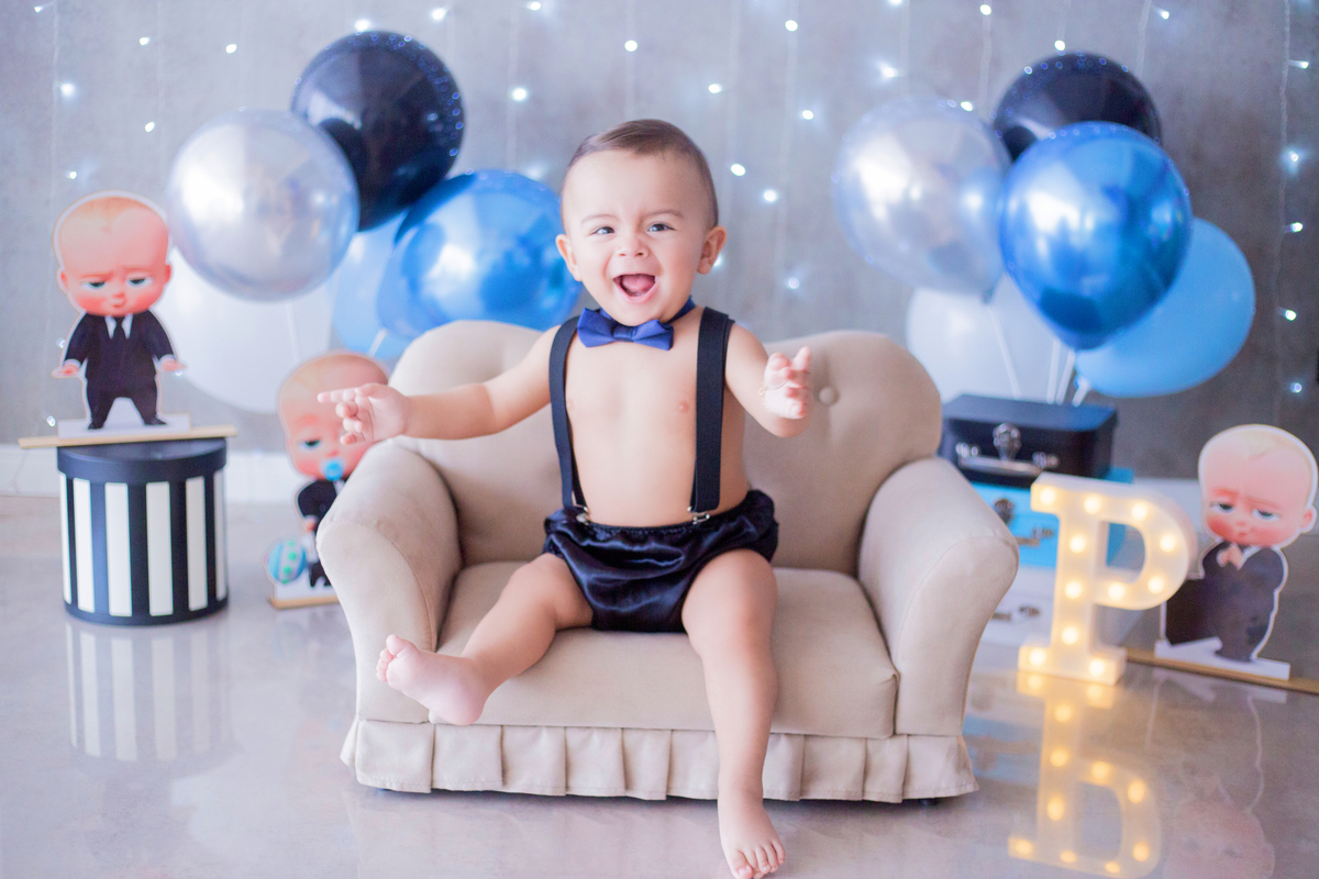 acompanhamento mensal de bebe caxias do sul figurino cenario tematico  personagem foto infantil serra gaucha fotografia familia mundo azul rosa ensaio fotografico crianca newborn baby menino menina smash the cake esmague o bolo banheira urso circo