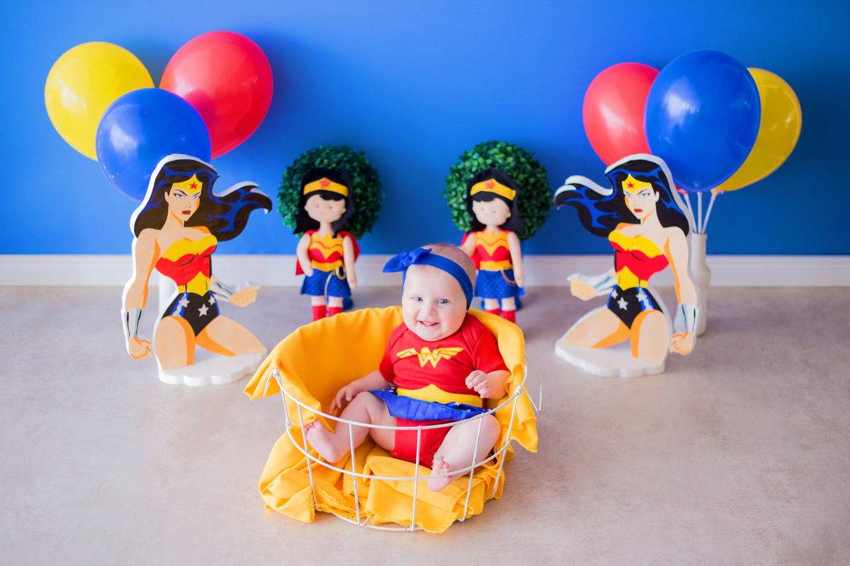 acompanhamento mensal de bebe caxias do sul figurino cenario tematico  personagem foto infantil serra gaucha fotografia familia mundo azul rosa ensaio fotografico crianca newborn baby menino menina smash the cake esmague o bolo banheira urso circo