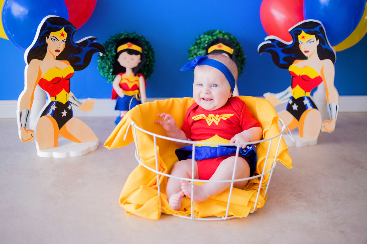 acompanhamento mensal de bebe caxias do sul figurino cenario tematico  personagem foto infantil serra gaucha fotografia familia mundo azul rosa ensaio fotografico crianca newborn baby menino menina smash the cake esmague o bolo banheira urso circo