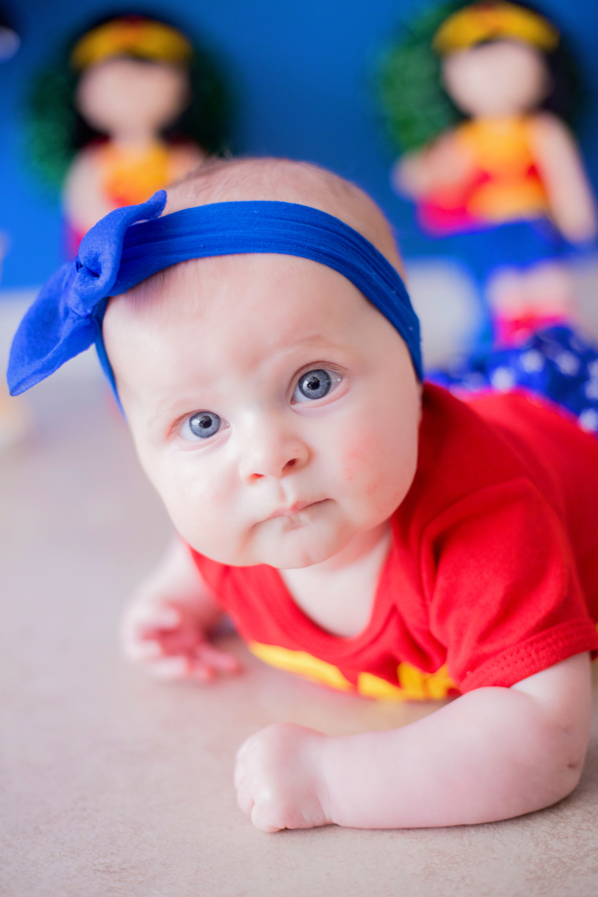 acompanhamento mensal de bebe caxias do sul figurino cenario tematico  personagem foto infantil serra gaucha fotografia familia mundo azul rosa ensaio fotografico crianca newborn baby menino menina smash the cake esmague o bolo banheira urso circo
